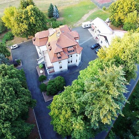 Vila Olga Jevany Εξωτερικό φωτογραφία